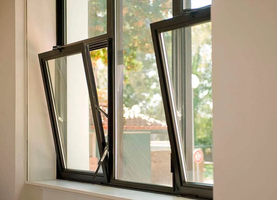 APX70 Tilt & Turn Window