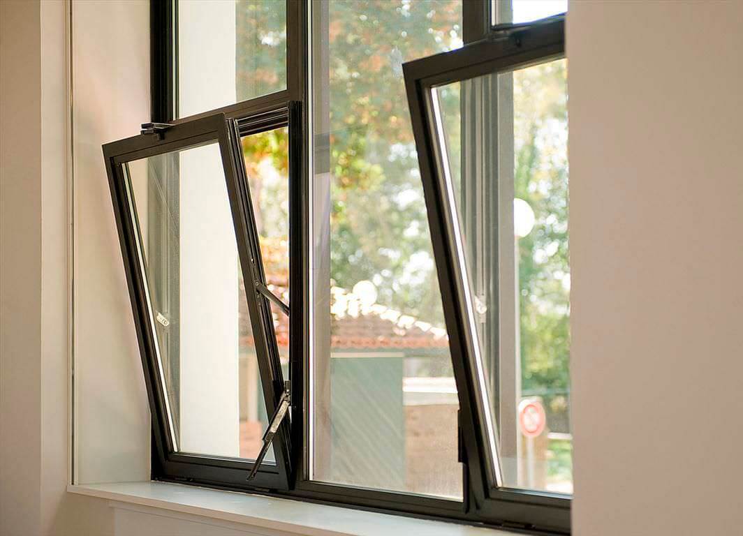 APX70 Tilt and Turn Aluminium Window