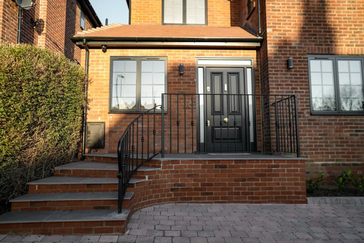 Somersby exterior