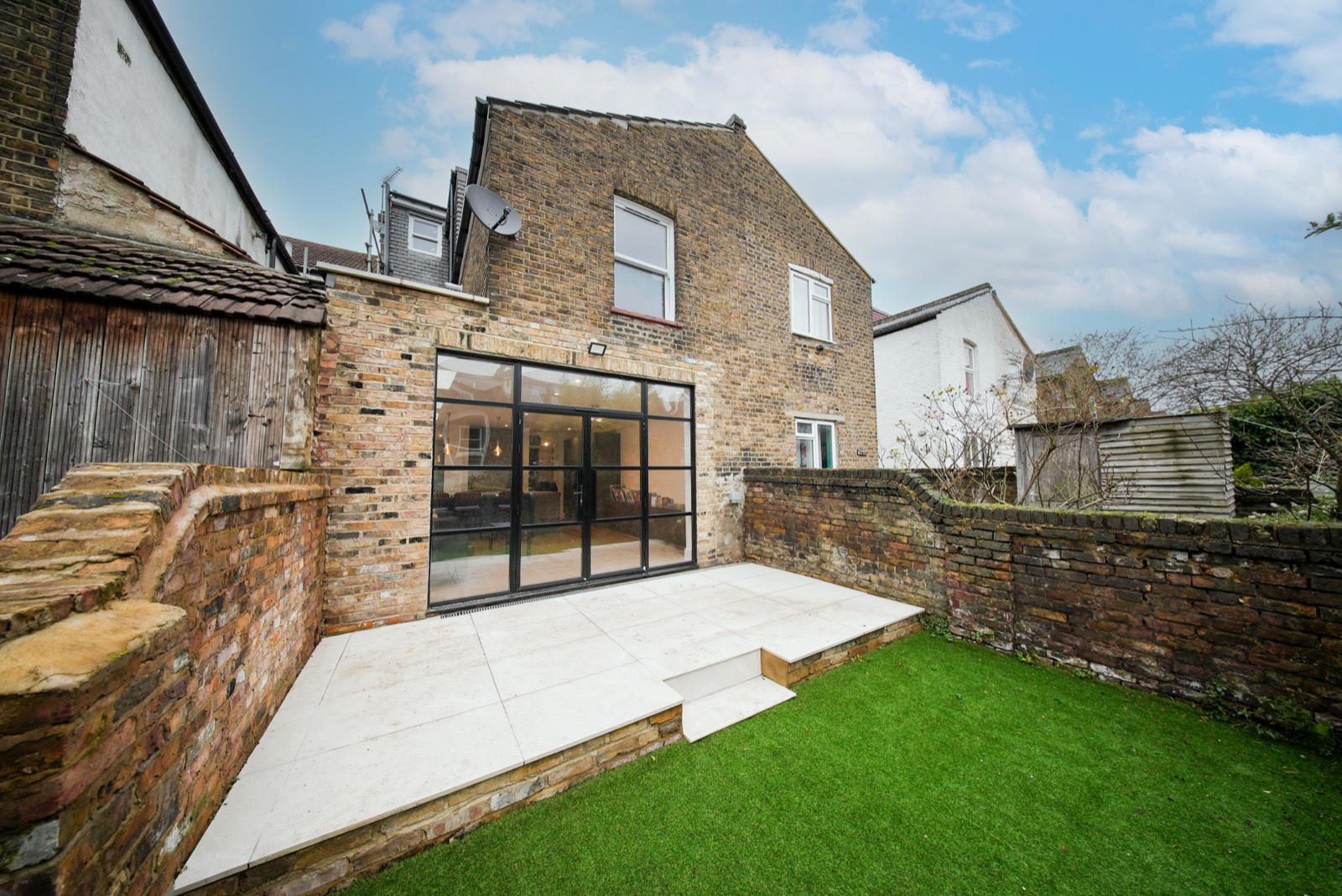 Purves Road additional view